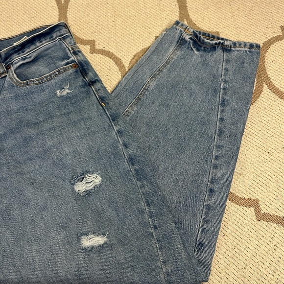 Old Navy extra hi-rise loose taper me Darla Blue Jeans - Picture 16 of 16